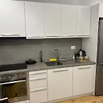 Starlight Downtown Apartment